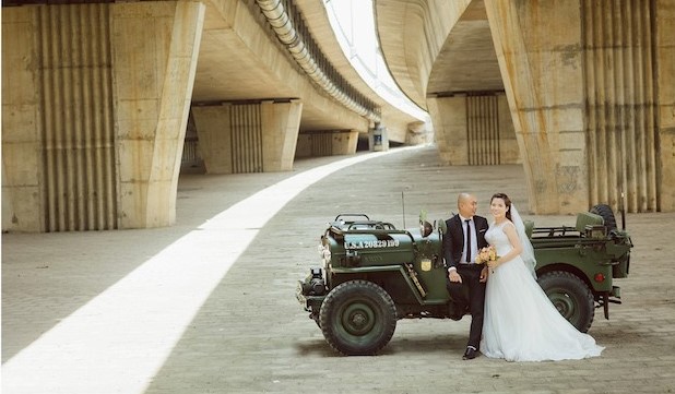 Chụp ảnh cưới tại Đà Nẵng - Jeep Đà Nẵng