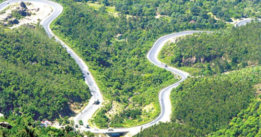 Khám phá Dãy Trường Sơn